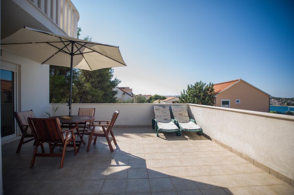 Villa Bianca Trogir Exterior photo